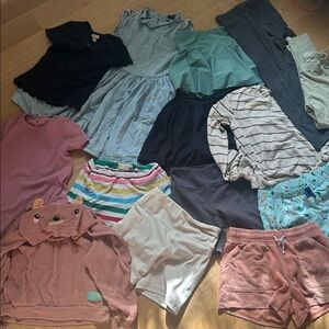 Girls clothing lot - 12 items Boden, Hanna Andersson, etc